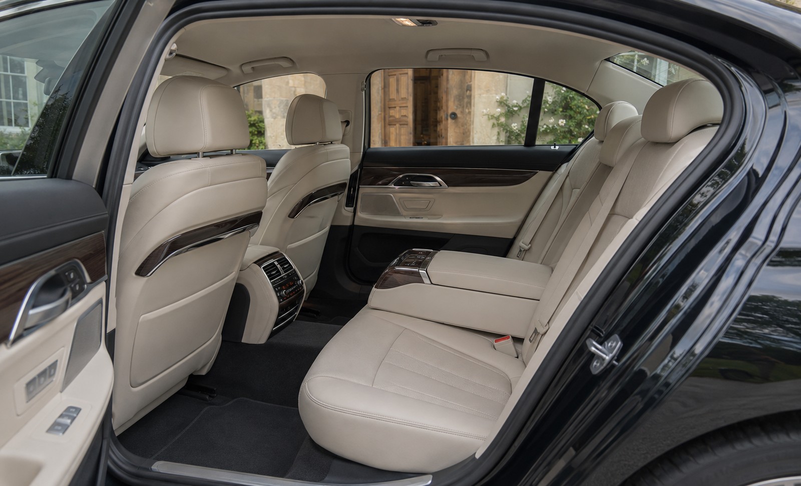 VIP chauffeur vehicle interior for luxury London tours