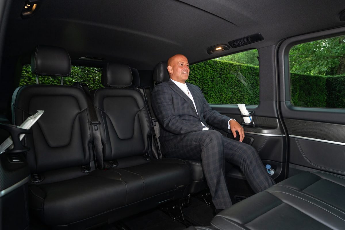 Executive Mercedes V Class chauffeur tour in London