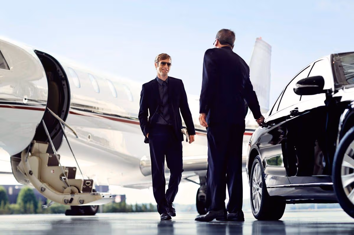 First Class Transfers Service London luxury chauffeur vehicle