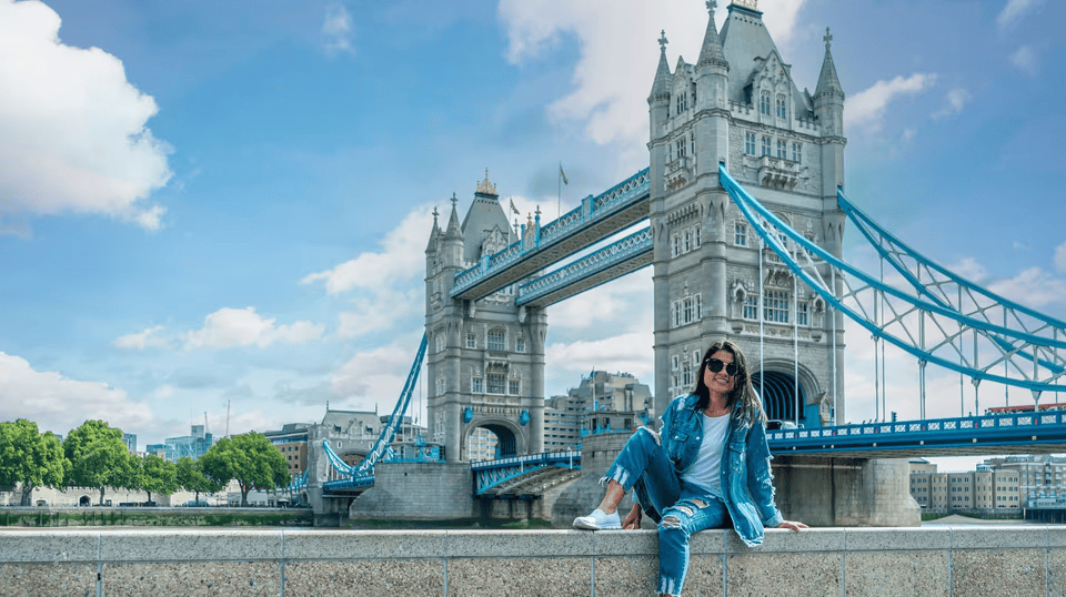 Luxury vehicle interior for London sightseeing
