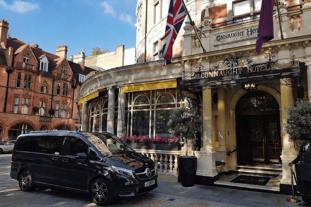 Chauffeur travel after a Hotel Booking London