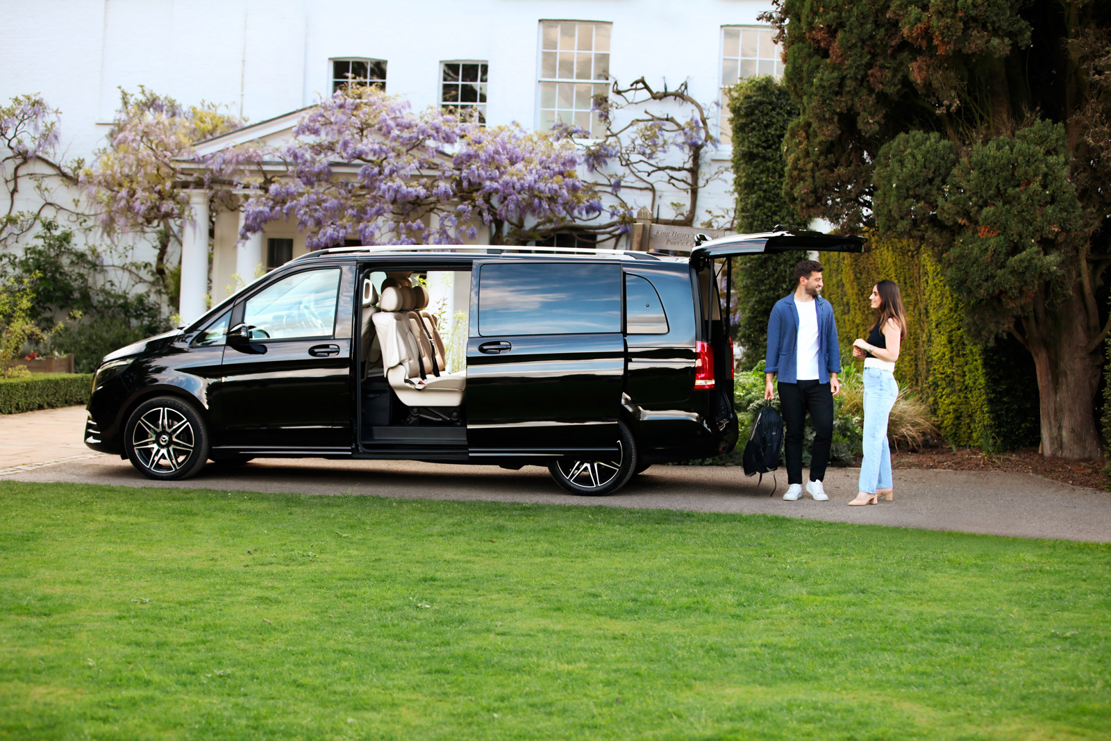 Chauffeur transport across London business districts