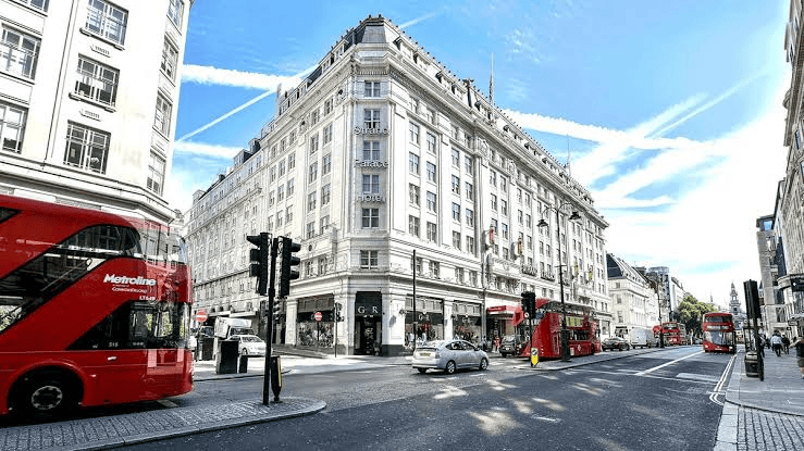 Comfortable vehicle interior for Central London hotel travel
