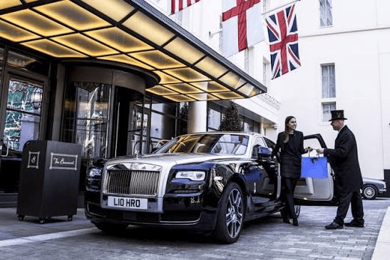 Private chauffeur for boutique hotels in London